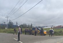 Sat Lantas Polres Deiyai Gelar Pengaturan Pagi, Ciptakan Kelancaran Arus Lalu Lintas di Waghete