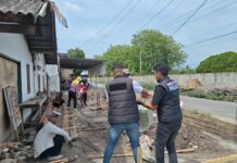 Sat Narkoba Polres Sergai Gelar Jumat Berkah, Bagikan Nasi Kotak dan Edukasi Bahaya Narkoba